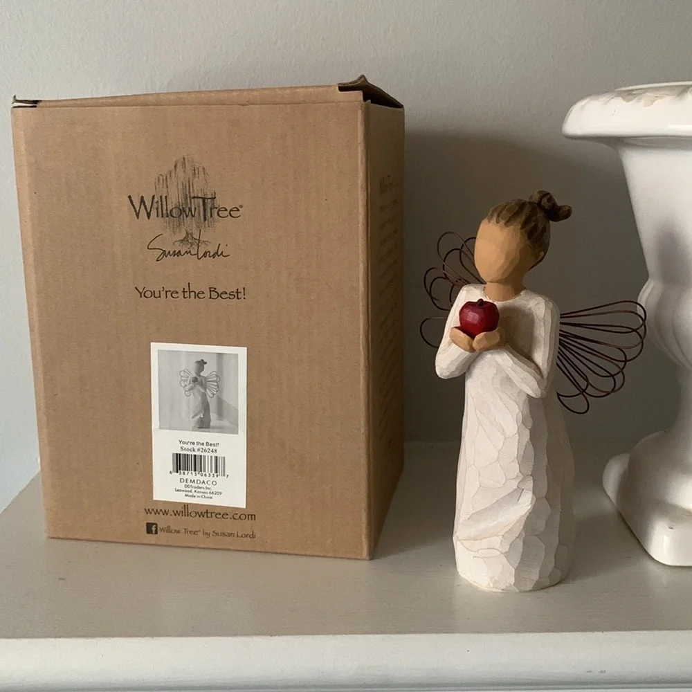 Willow tree‎ You're the Best! Thank You for Making a Difference women with apple